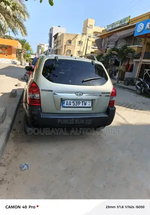 Photo - Hyundai Tucson 2006