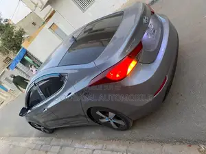 Photo - Hyundai Elantra ECO Sedan FWD (1.4L 4cyl 7A) 2017 Gris