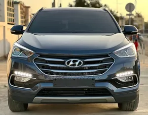 Photo - Hyundai Santa Fe 2017 Black