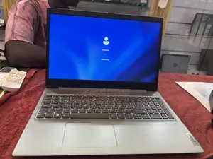 Photo - Ordinateur Portable Lenovo Ideapad 3 8GB Intel Core M3 SSD 256GB