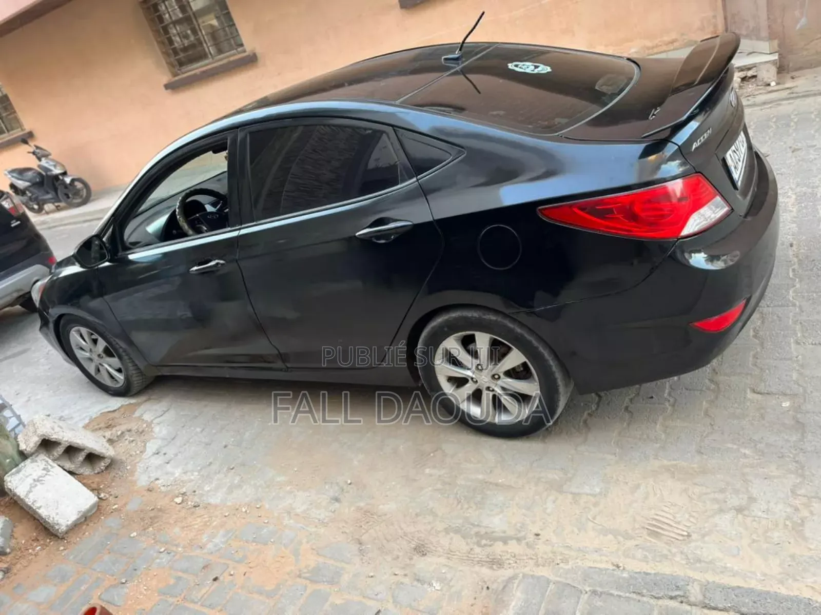 Hyundai Accent 2012 Black