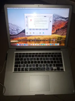 Ordinateur De Bureau Apple Mac Pro 4GB Intel Core I7 SSD 256GB