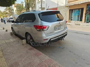 Nissan Pathfinder 2015 Blanc