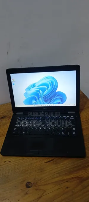 Photo - New Dell Latitude 12 E7270 8GB Intel Core I5 SSD 256GB