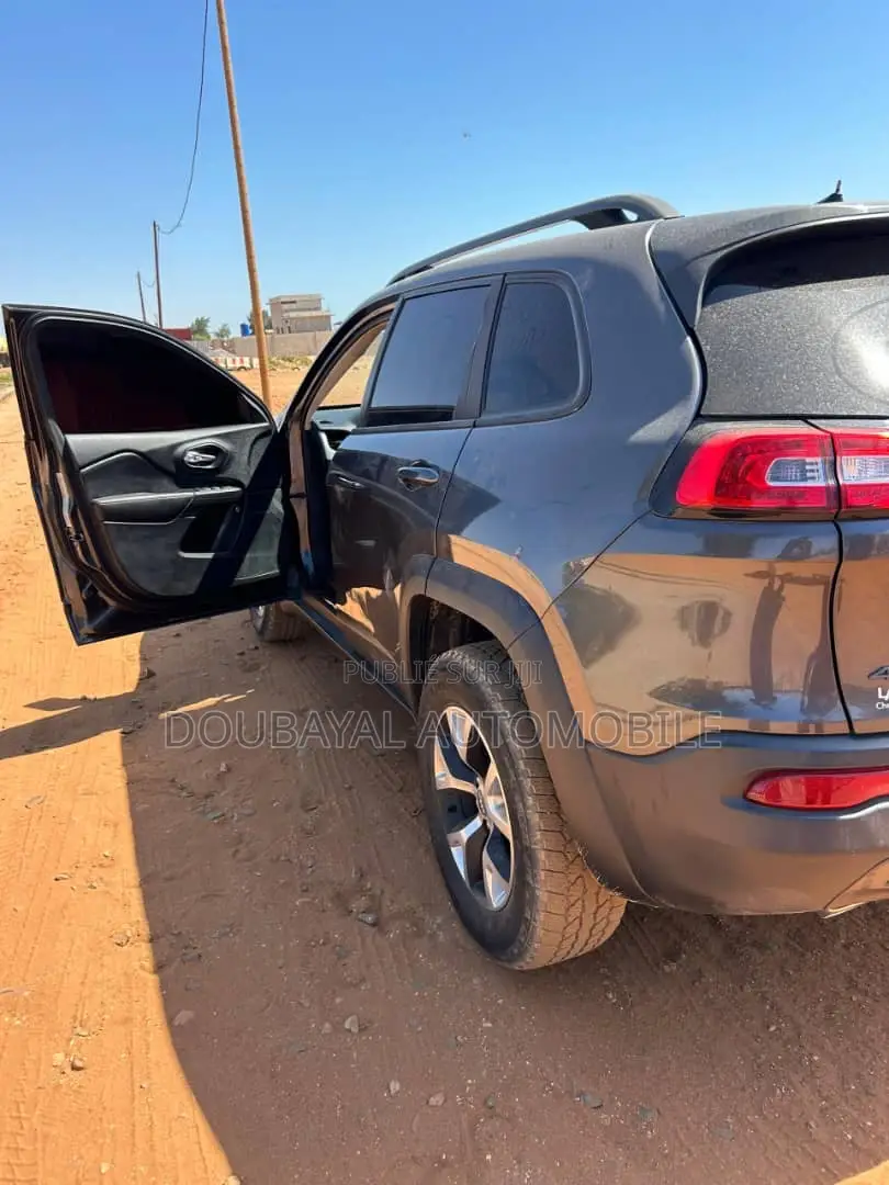 Jeep Cherokee Latitude 4x4 2017