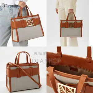 Disponible Armani Exchange 30cm Authentique