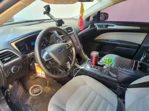 Ford Fusion 2018 Gris