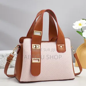 Photo - Sacs À Main Cuir Disponible