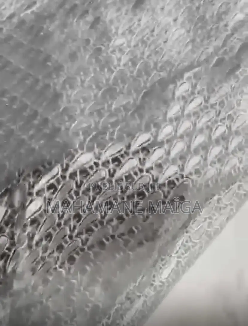 Tissus Brodé T’Il