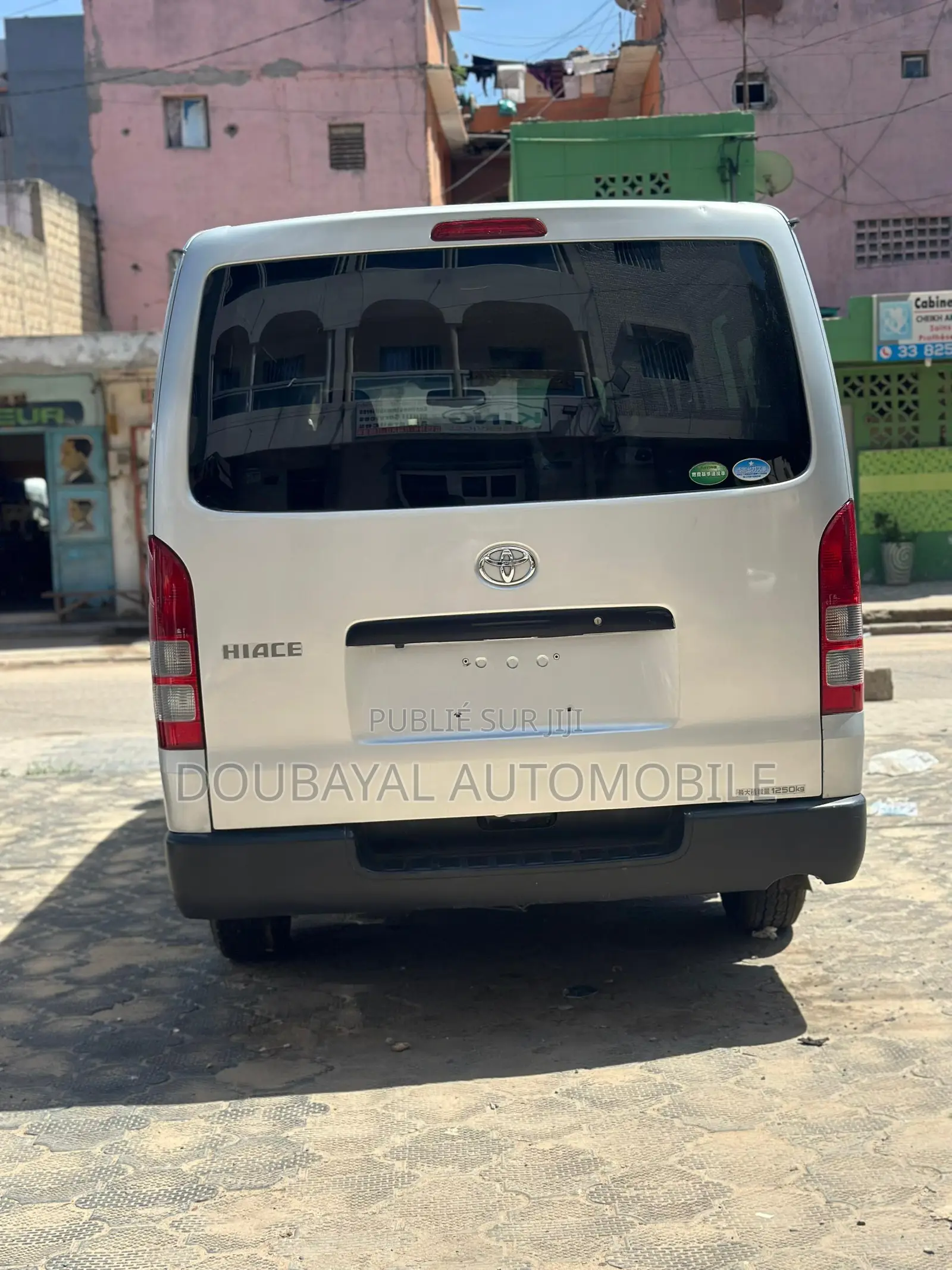 Toyota HiAce 2017 Gris