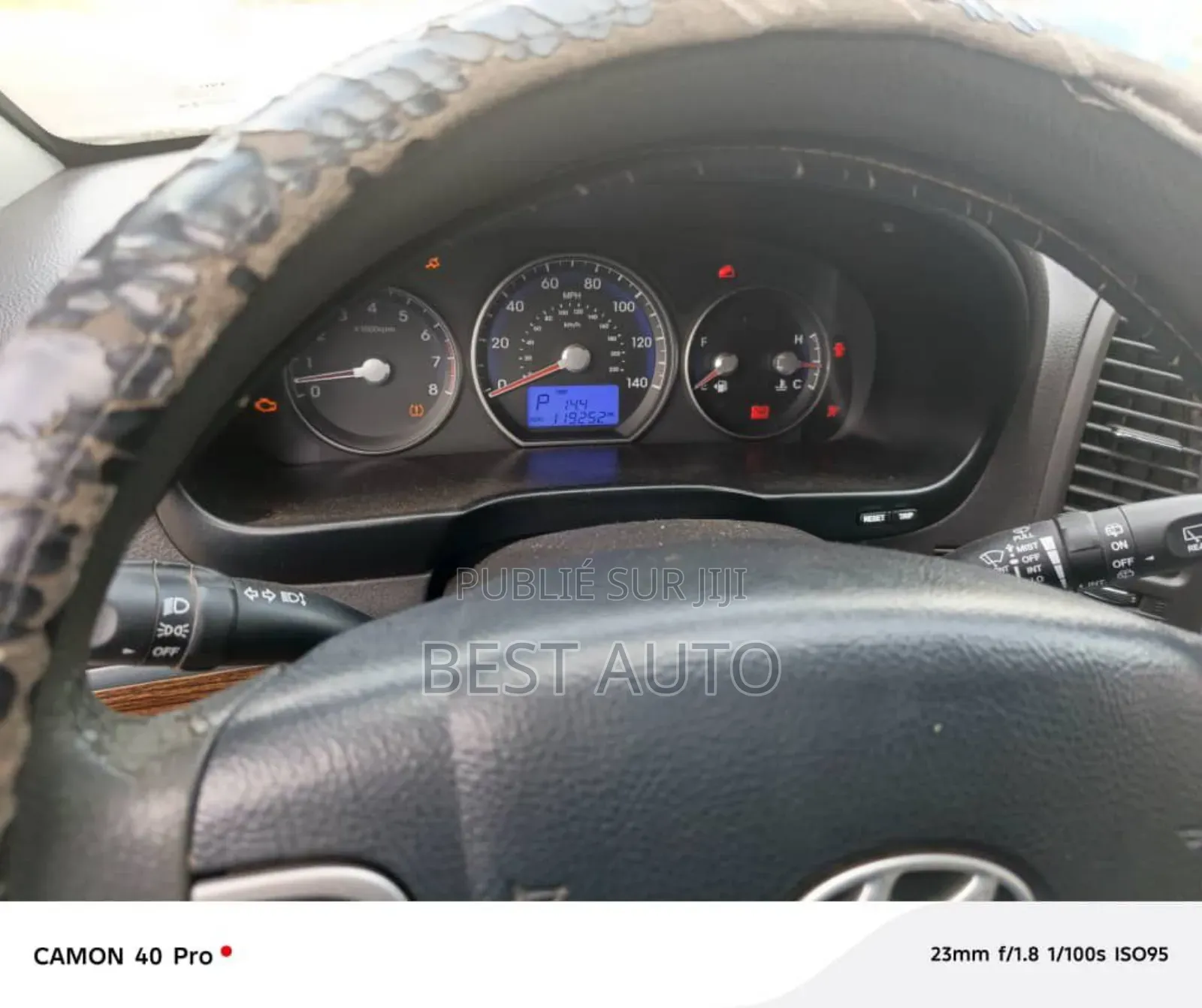 Hyundai Santa Fe 2012 Black