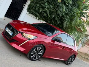 Peugeot 208 2023 Rouge