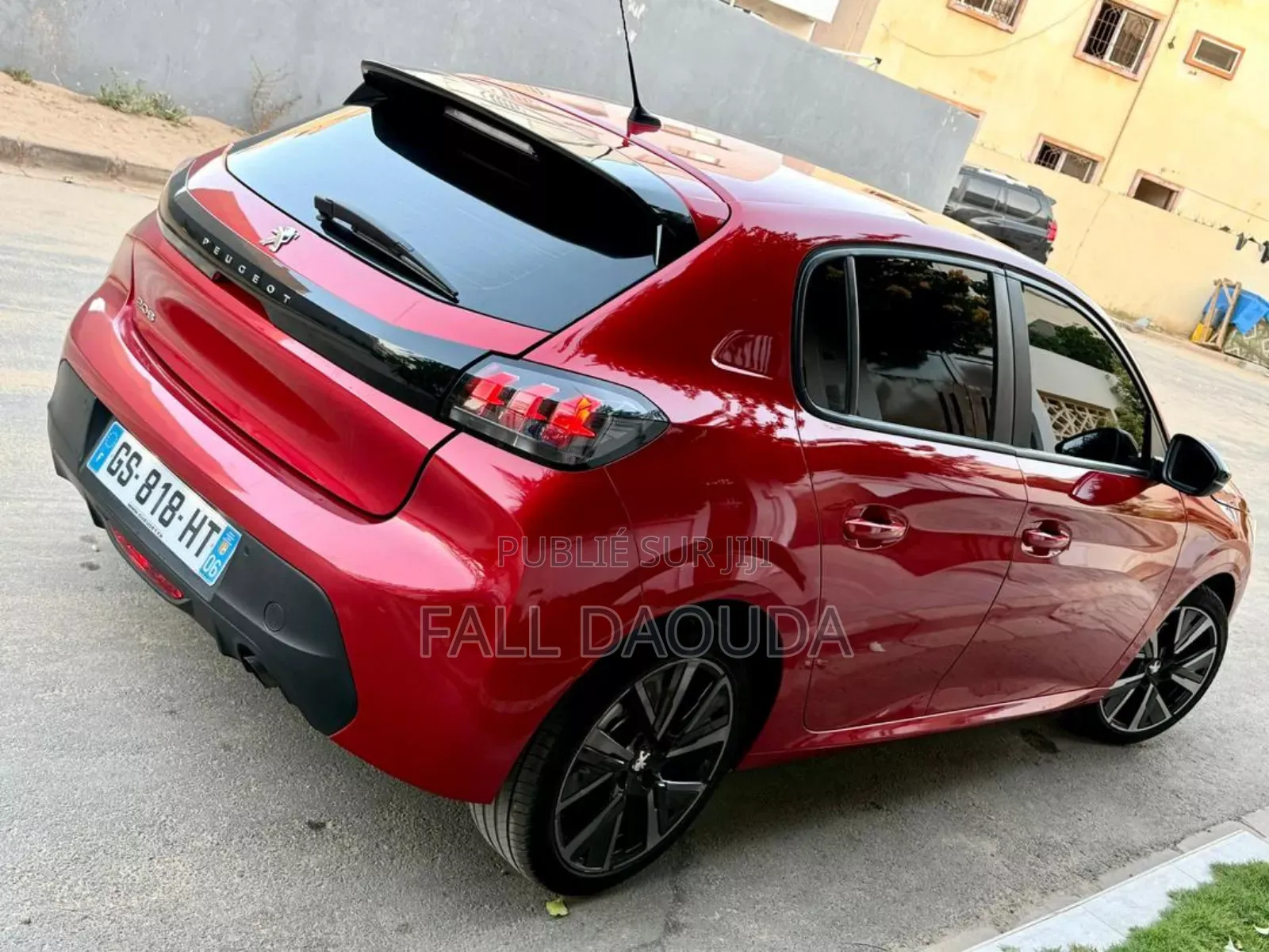 Peugeot 208 2023 Rouge