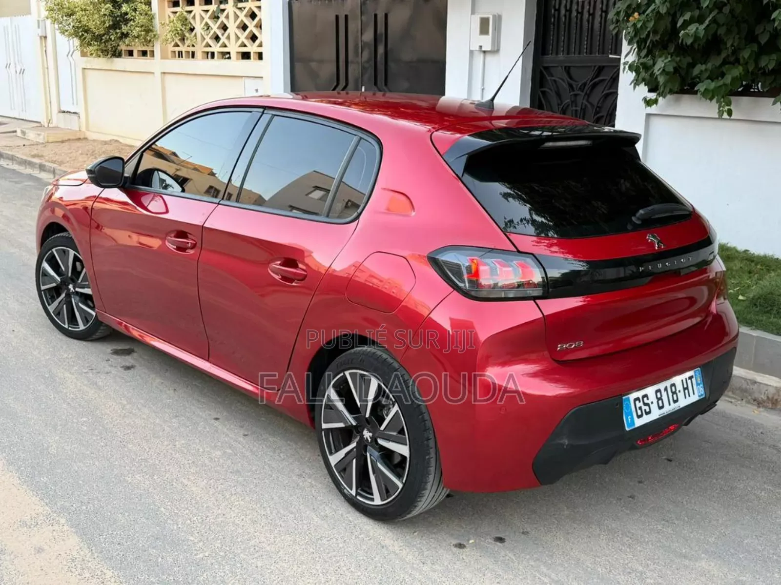 Peugeot 208 2023 Rouge