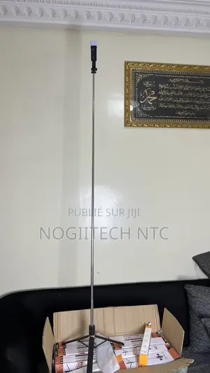 Trépied Et Deux Led