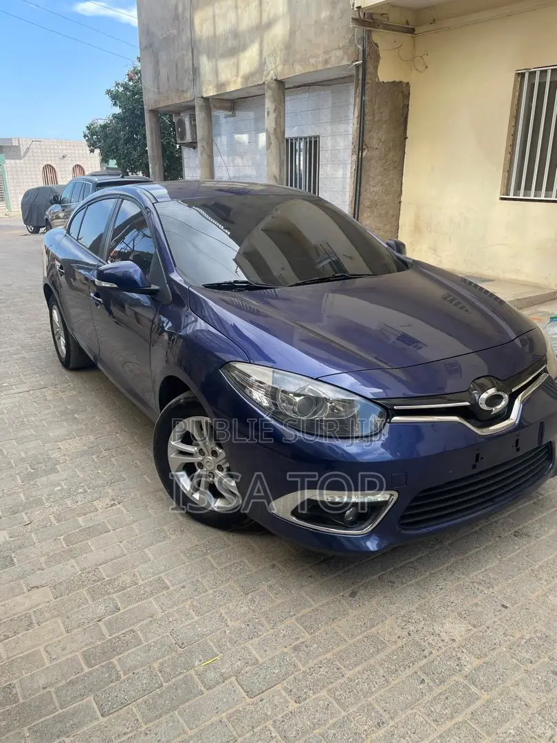 Renault Samsung SM6 2017 Blue