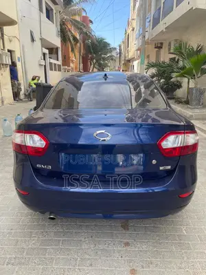 Renault Samsung SM6 2017 Blue