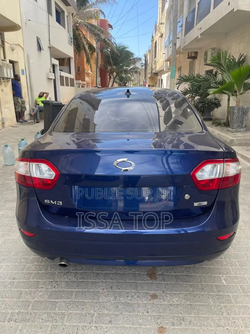 Renault Samsung SM6 2017 Blue