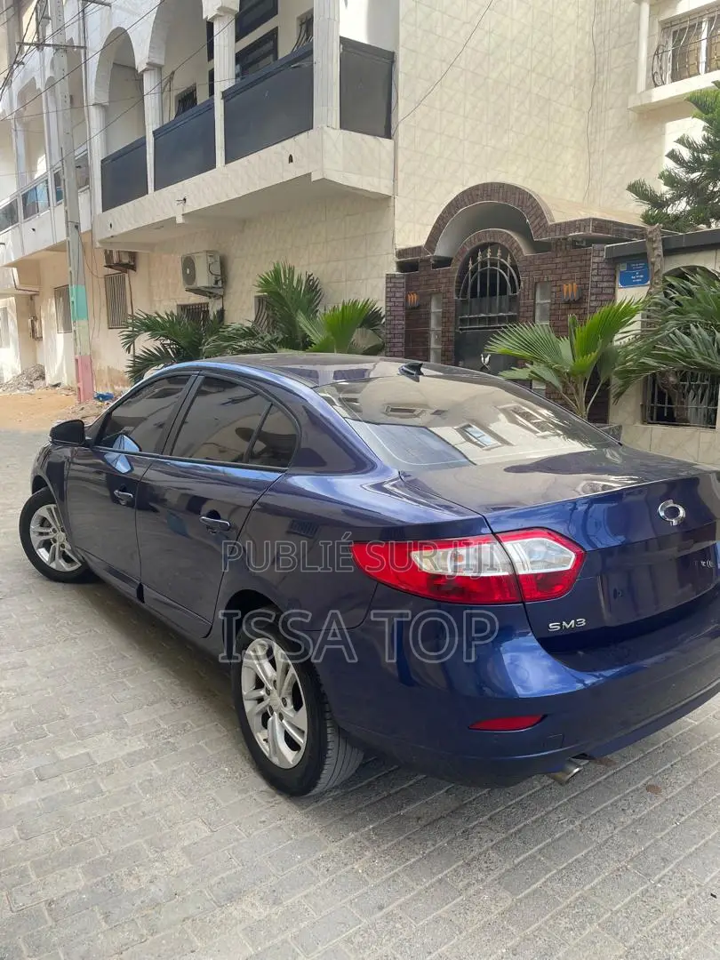 Renault Samsung SM6 2017 Blue