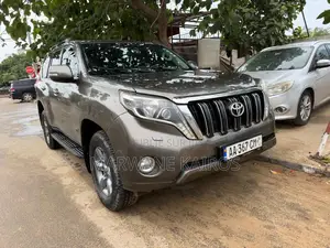 Photo - Toyota Land Cruiser 2014