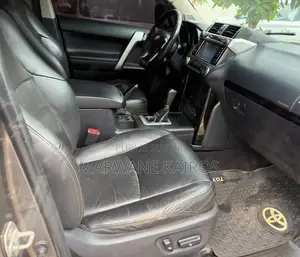 Toyota Land Cruiser 2014