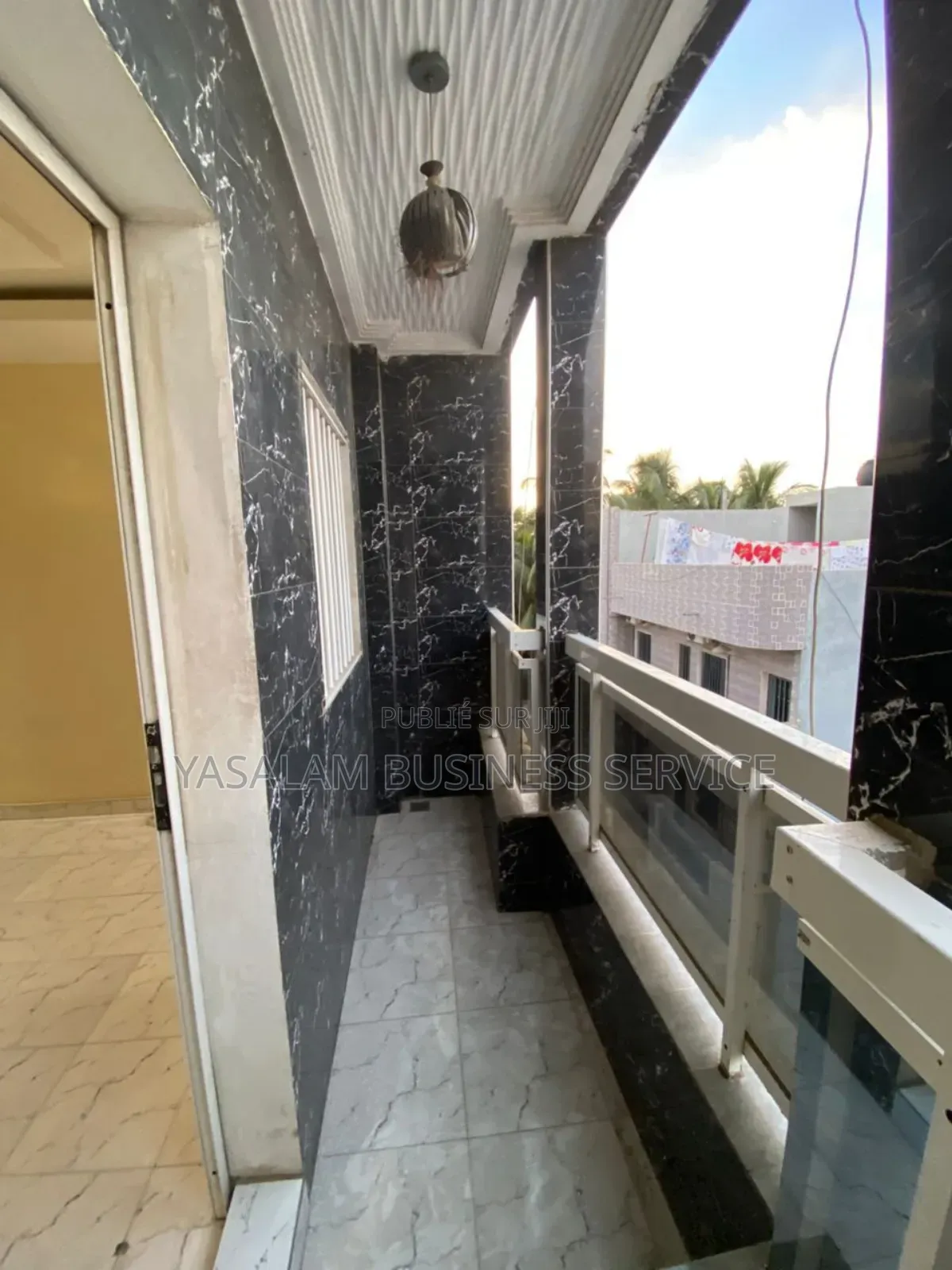 2chbre Studio dans Yasalam Business, Sicap-Liberté à Louer