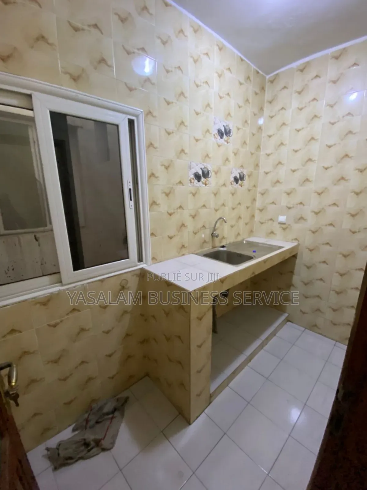 2chbre Studio dans Yasalam Business, Sicap-Liberté à Louer