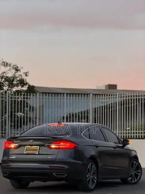 Ford Fusion 2020 Gris