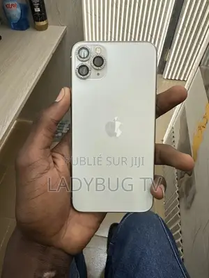 Photo - New Apple iPhone 11 Pro Max 64 GB Blanc