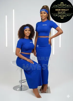 Photo - Des Ensemble De Très Bonne Qualité