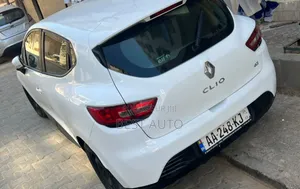 Renault Clio 2015 Blanc