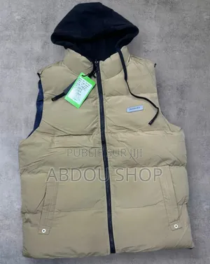 Photo - Jacket Avec Capuche Disponible