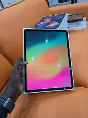 New Apple iPad Pro 12.9 (2022) 128 GB