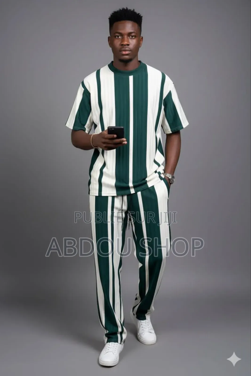 Ensemble T-Shirt Et Pantalon Disponible