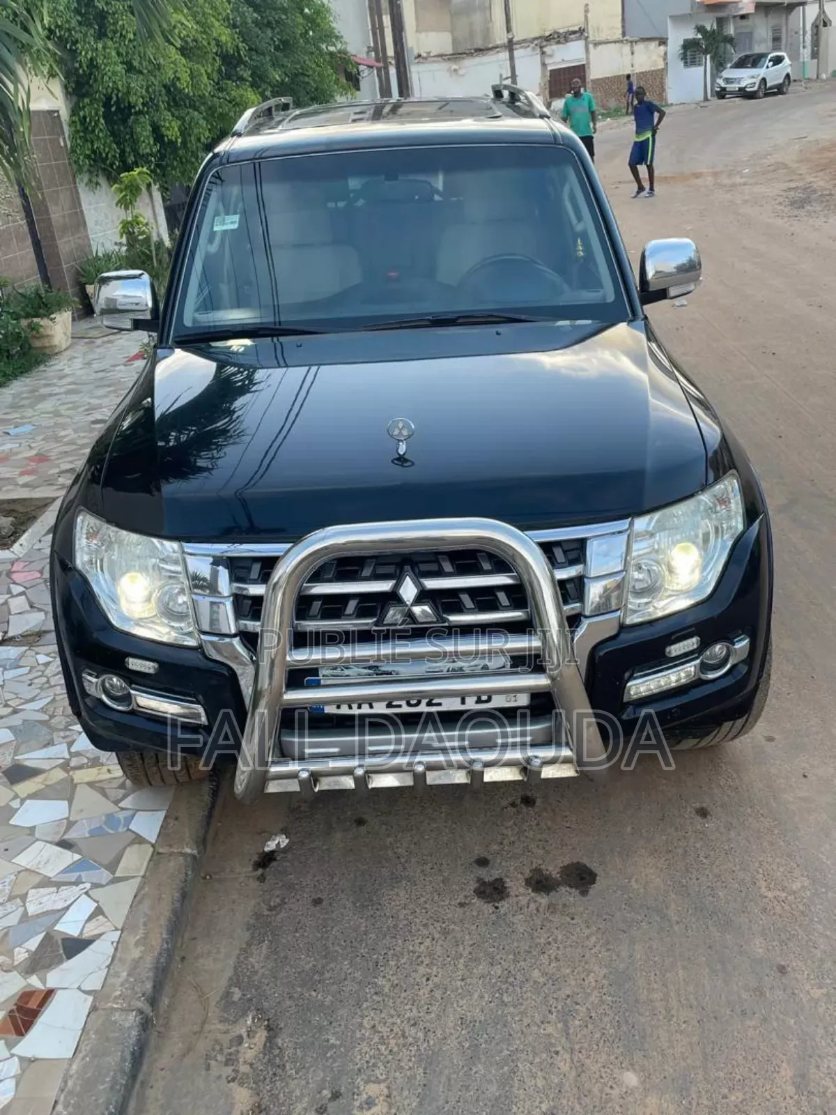 Mitsubishi Pajero 2015 Black
