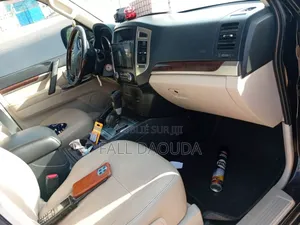 Mitsubishi Pajero 2015 Black