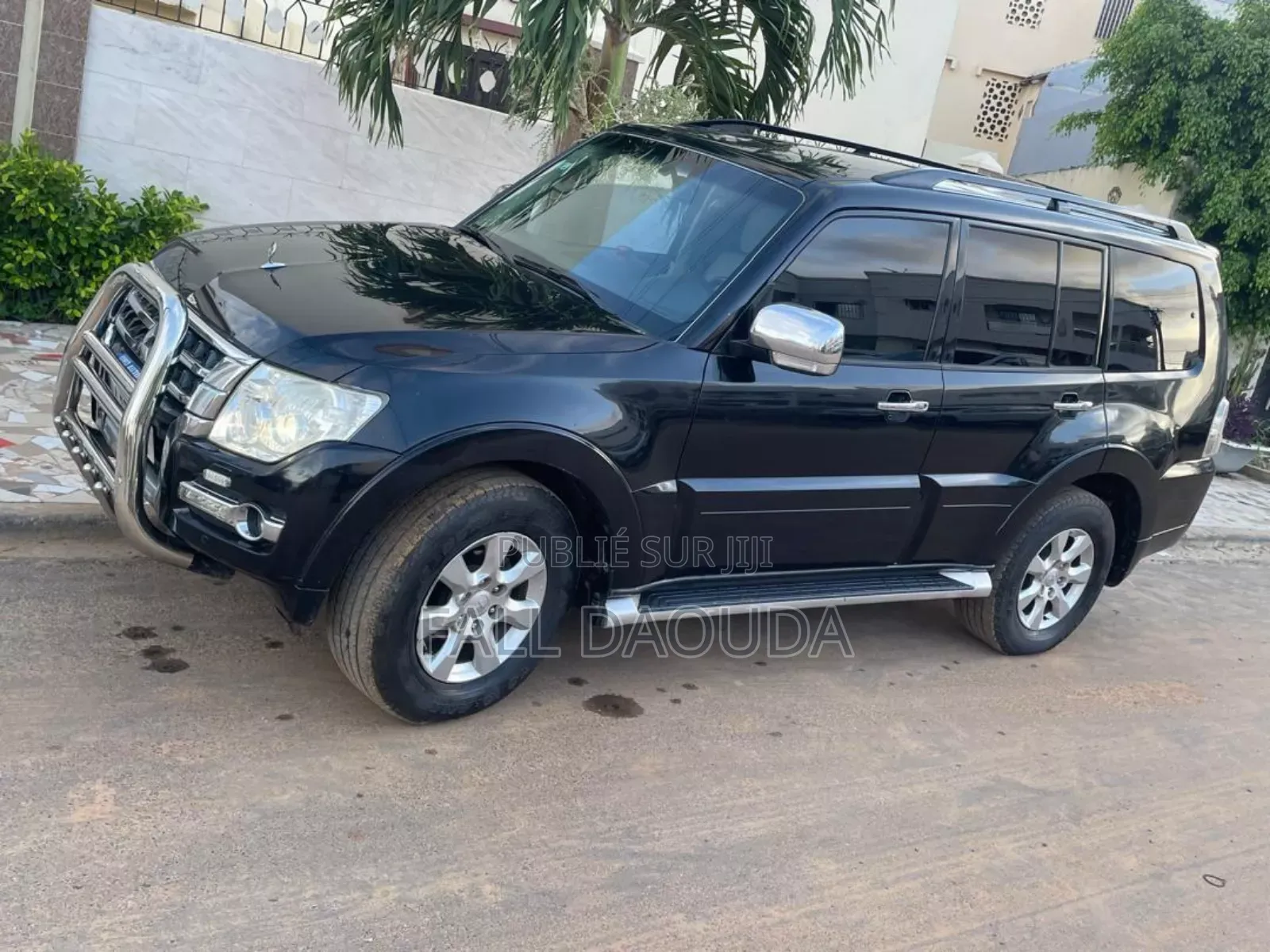 Mitsubishi Pajero 2015 Black