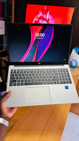 Photo - New Ordinateur Portable HP 15-Da2933nia 16GB Intel Core I5 SSD 256GB