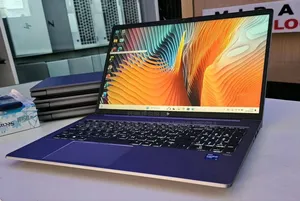 Photo - New Ordinateur Portable HP ZBook Fury 15 G8 32GB Intel Core I7 SSD 1T