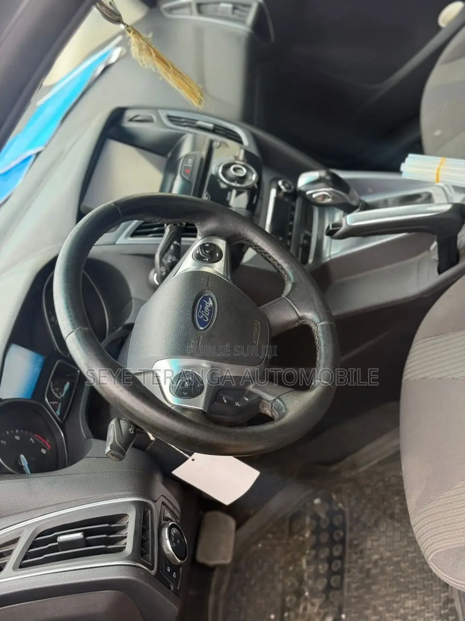 Ford Focus 2013 Gris