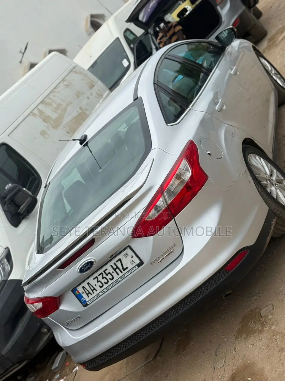 Ford Focus 2013 Gris