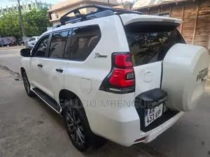 Toyota Land Cruiser Prado 2018 Blanc