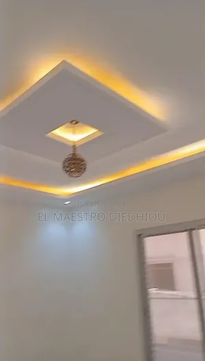 Photo - 2chbre Appartement dans Appartement 2, Ouakam à Louer