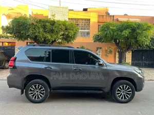 Toyota Land Cruiser Prado 2015