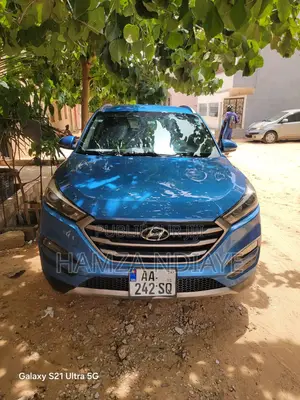 Photo - Hyundai Tucson 2017 Blue