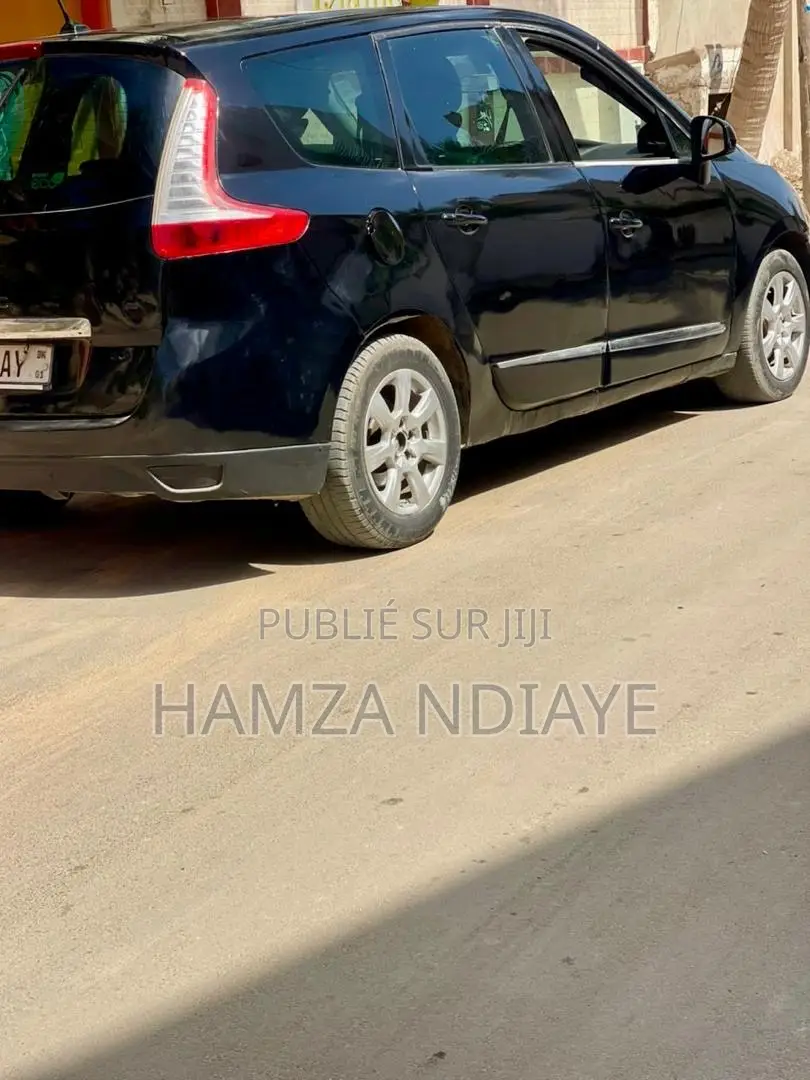 Renault Scenic 2012 Noir Mat