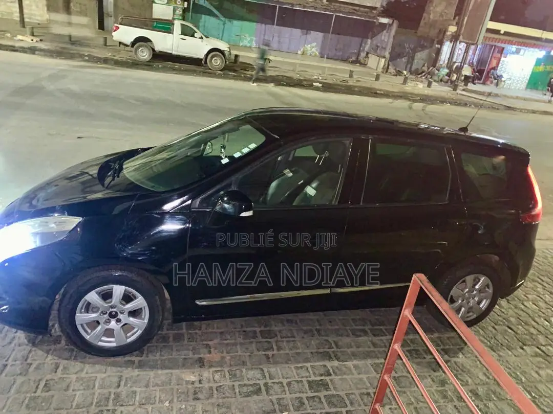 Renault Scenic 2012 Noir Mat