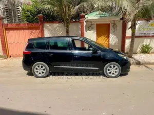 Renault Scenic 2012 Noir Mat