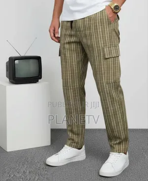 Photo - Pantalon Pour Homme Disponible by TWKBN