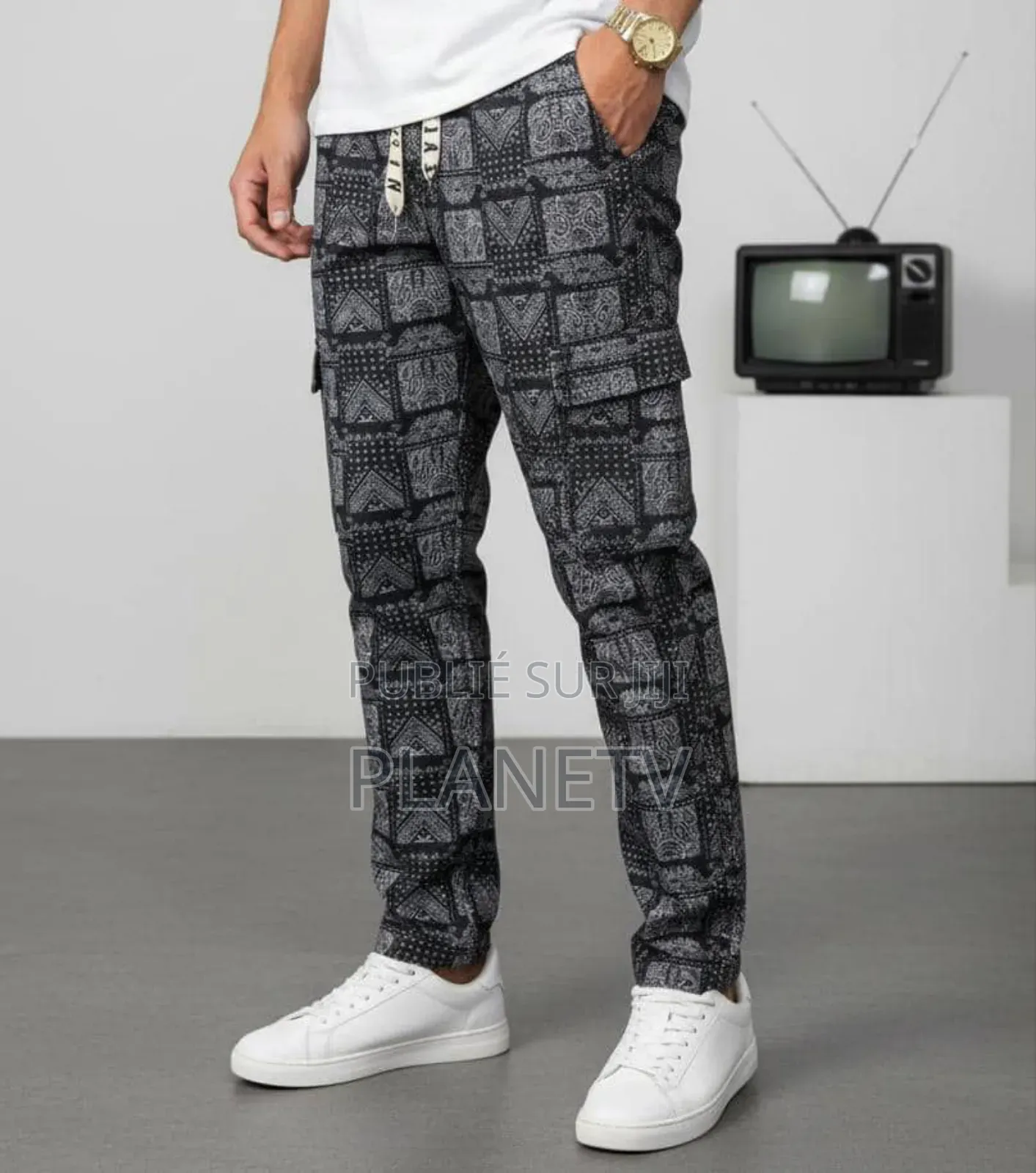 Pantalon Pour Homme Disponible by TWKBN